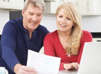 Kdo má povinnost podat daňové přiznání za rok 2015?