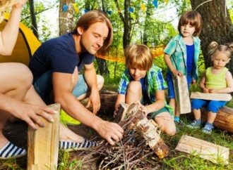 Uvolnění zaměstnanců na dětské tábory a soustředění