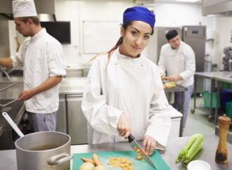 Letní brigády aneb jak na zaměstnávání mladistvých