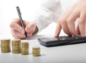 Srážky ze mzdy ve specifickém příkladu