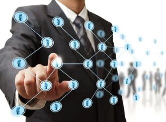 Dary mezi spojenými osobami