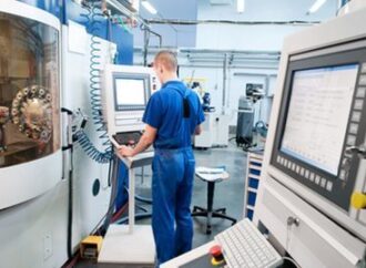 Spolupráce se školami bude pro firmy daňově výhodnější