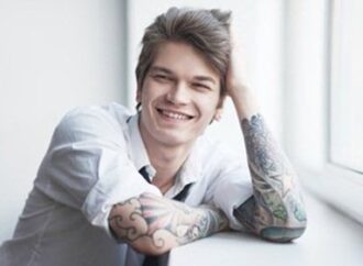 Tetování či piercing nejsou již překážkou v kariéře