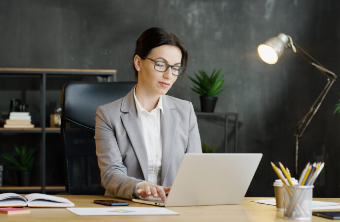 Zahájení podnikání 2025: hlavní a vedlejší činnost