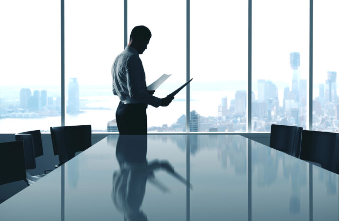 Opatrně při podnikání společníka pro jeho s.r.o.